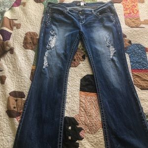 Like new! Plus Size Maurice’s Premium Jeans! 24L